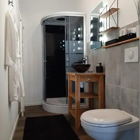 Luxe Bloemenzicht 4 Personen, Bnb, 10 Minuten Zee *