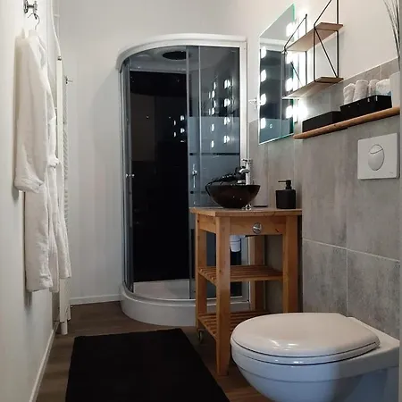 Luxe Bloemenzicht 4 Personen, Bnb, 10 Minuten Zee 4*