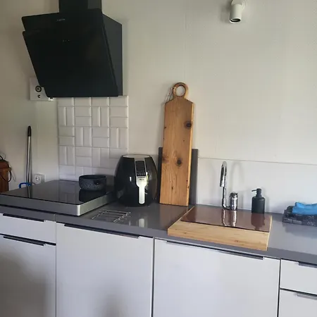 Luxe Bloemenzicht 4 Personen, Bnb, 10 Minuten Zee Couette-café