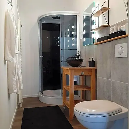 B&B Luxe Bloemenzicht, Zeer Ruime 4 Persoons Accomodatie, 10 Minuten Van Zee Breezand (North Holland)