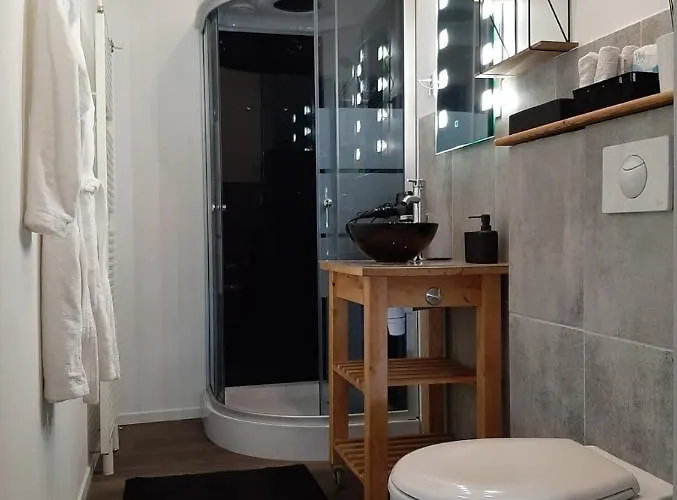 Luxe Bloemenzicht 4 Personen, Bnb, 10 Minuten Zee 4*